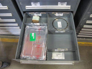 STANLEY VIDMAR HEAVY DUTY 8-DRAWER PARTS CABINET W/ CONTENTS (W-50) LOADING & HANDLING FEE $25-